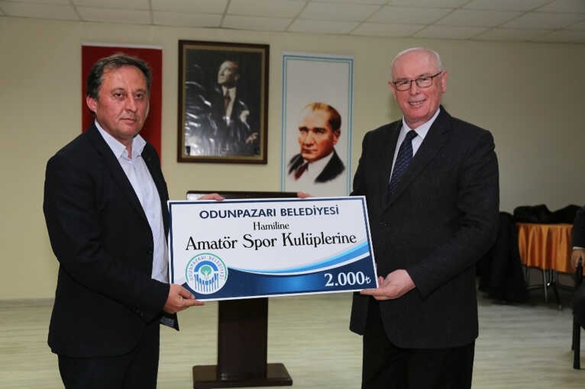 Odunpazarı Belediyesi\'nden Amatör Spor Kulüplerine Yardım