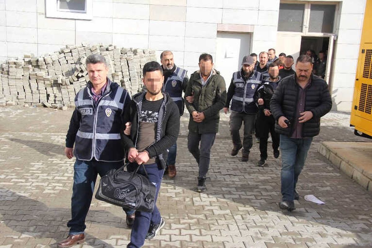Samsun\'da Aranan 10 Kişi Yakalandı