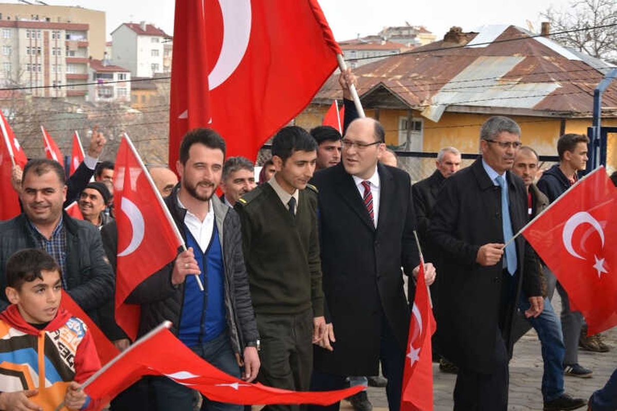Sivas\'ta Zeytin Dalı Harekatı\'na Destek Yürüyüşü