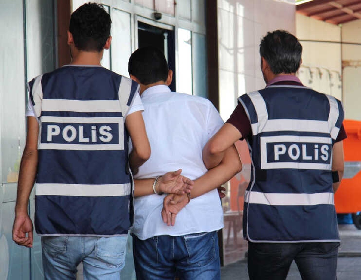 Sosyal Medyadan Terör Propagandası Yapan 19 Kişi Gözaltına Alındı