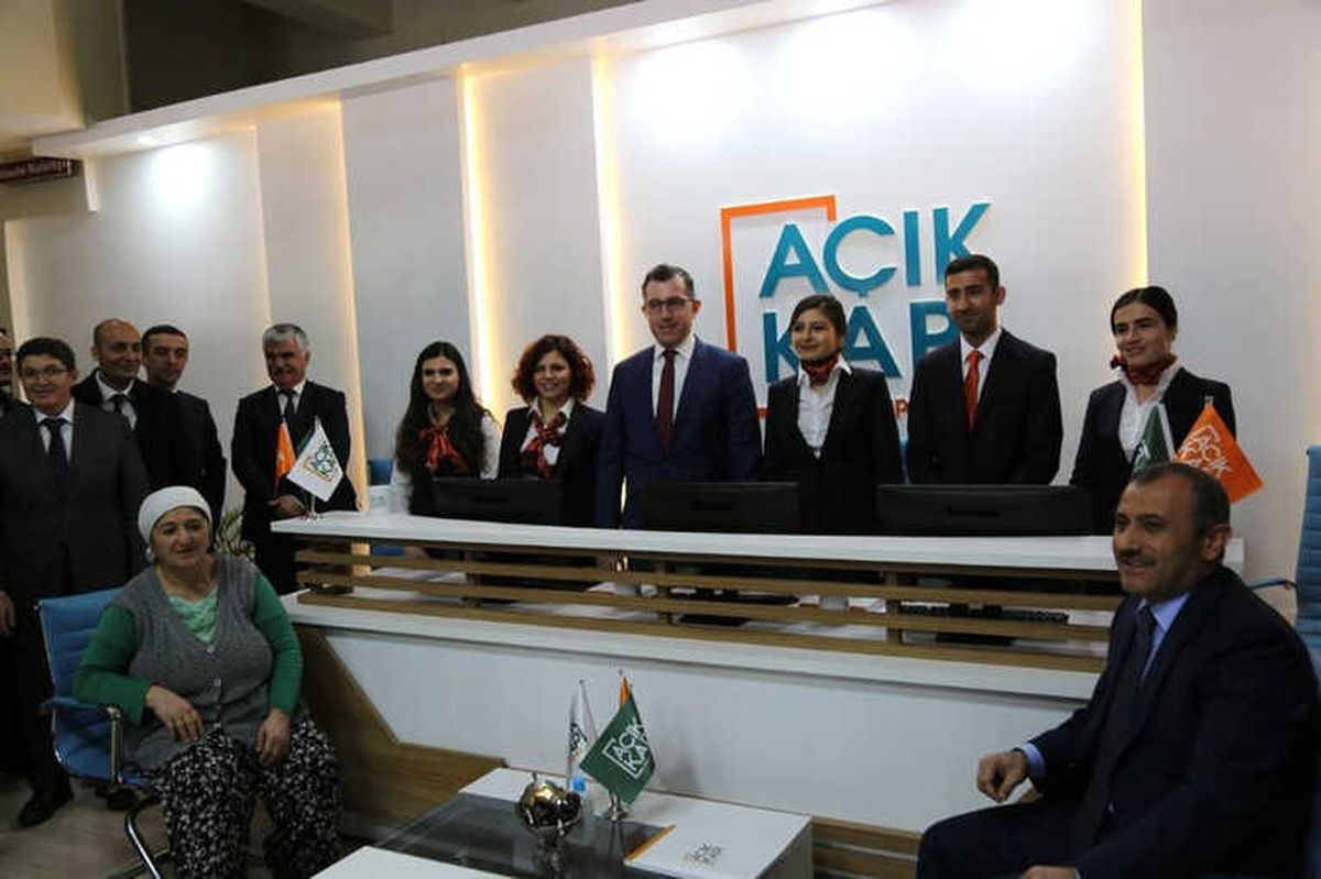 Tunceli\'de "Açık Kapı" Projesi Uygulamaya Geçti