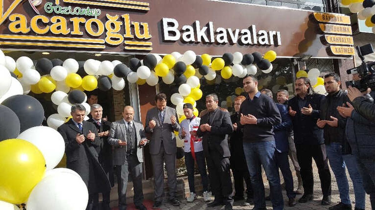 Vali Ustaoğlu, İş Yeri Açılışına Katıldı