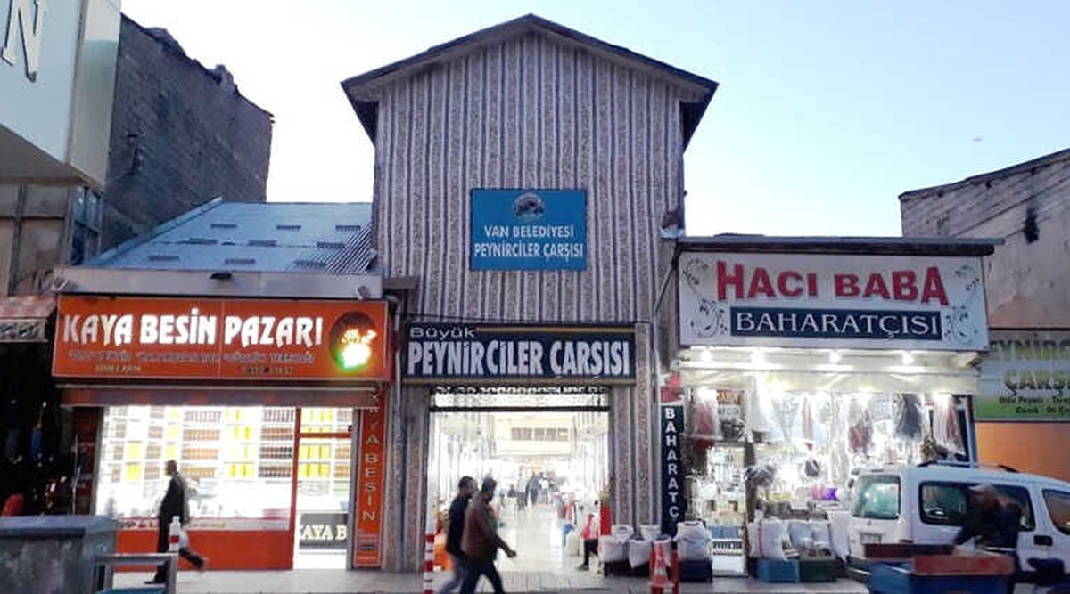 Van Peynirciler Çarşısı Yenileniyor