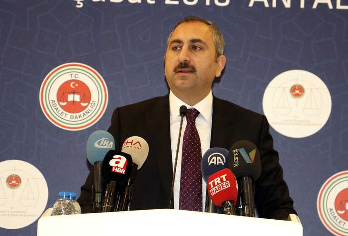 Adalet Bakanı Gül: "Fetö\'den Tutuklu Sayısı 38 Bin 470, PKK\'dan 10 Bin 79, Deaş\'tan Bin 354 Kişidir"