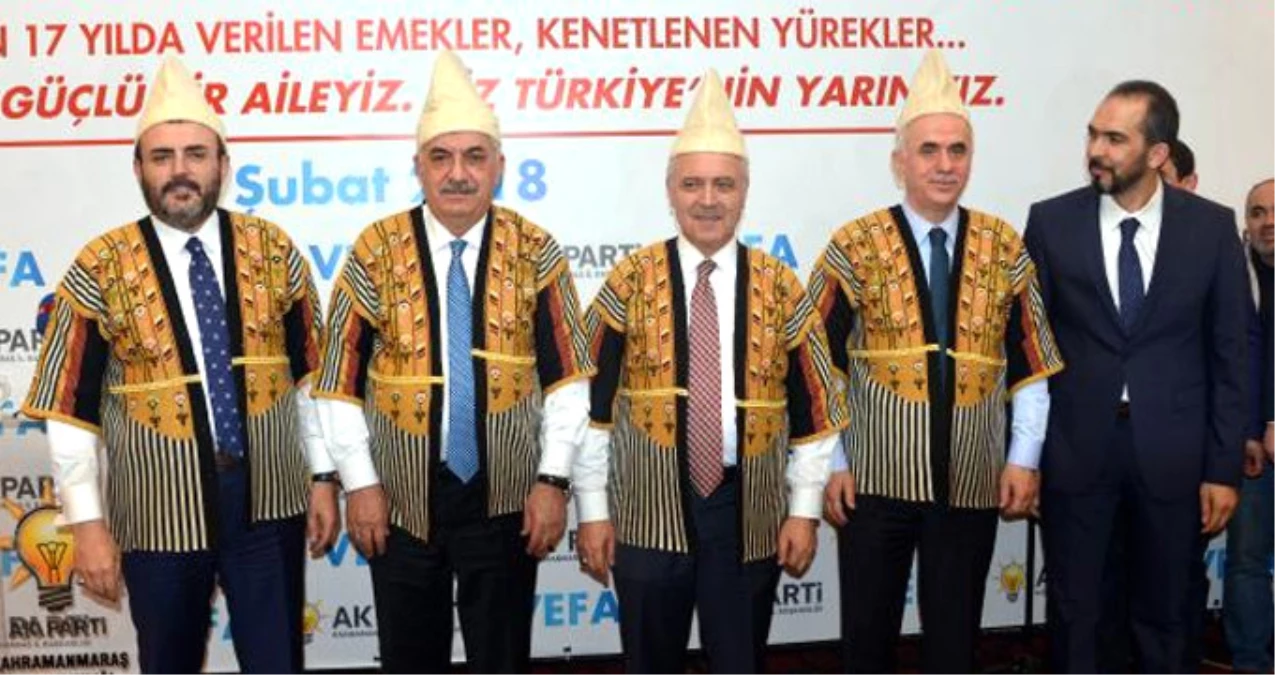 AK Parti Genel Başkan Yardımcıları \'Çete\' Kıyafeti Giydi