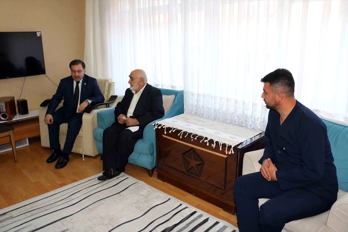 AK Parti İl Başkanı Şahin\'den Afrin Gazisine Ziyaret
