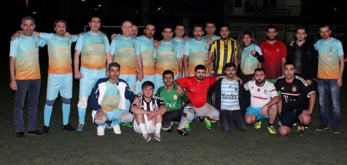 Ak Partililer Arasında Dostluk Maçı