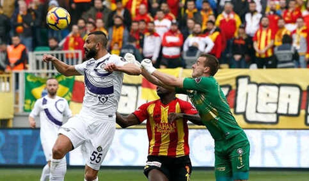 İzmir\'de Gol Yağmuru