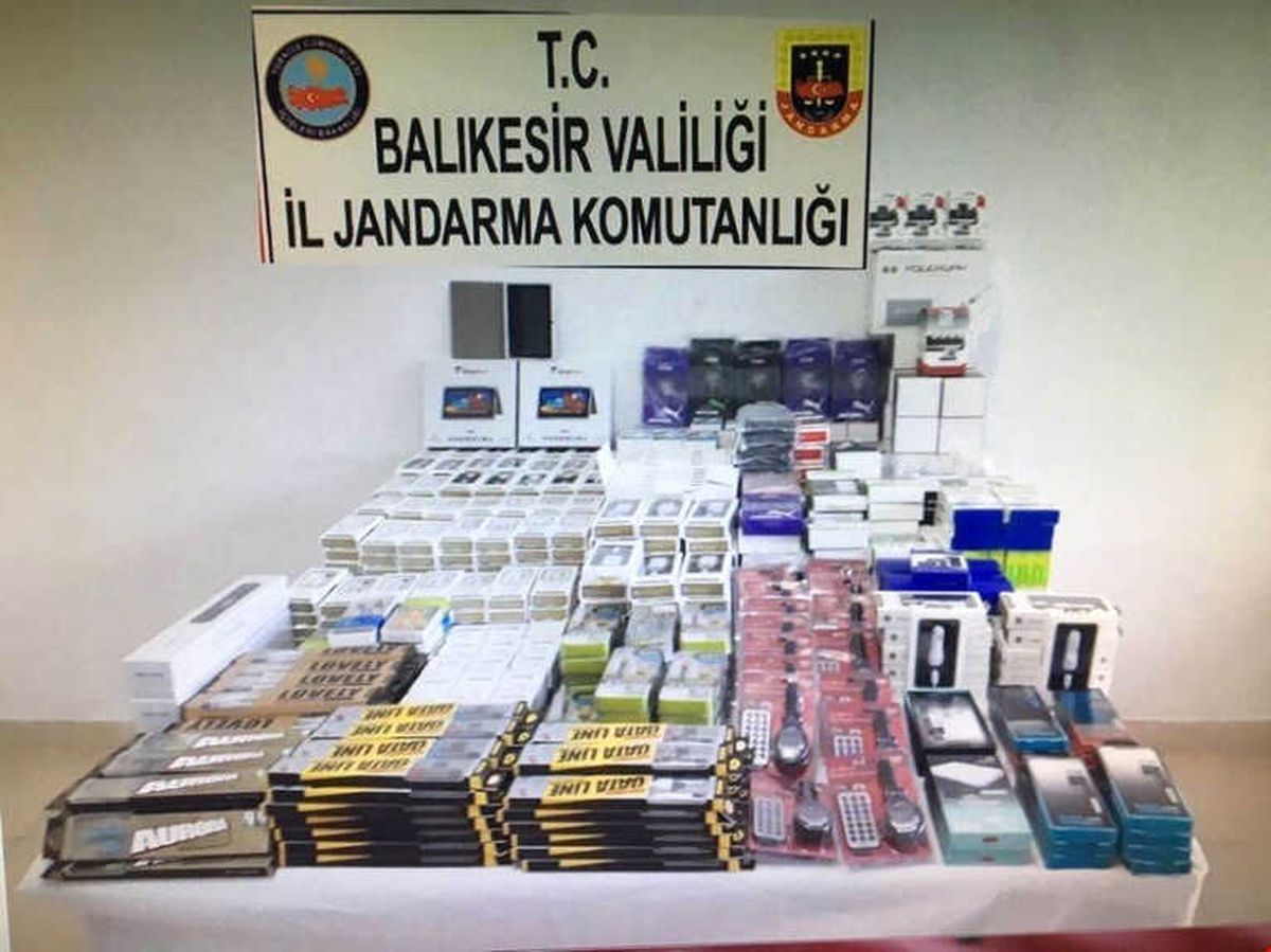 Jandarmadan Kaçak Elektronik Eşya Operasyonu