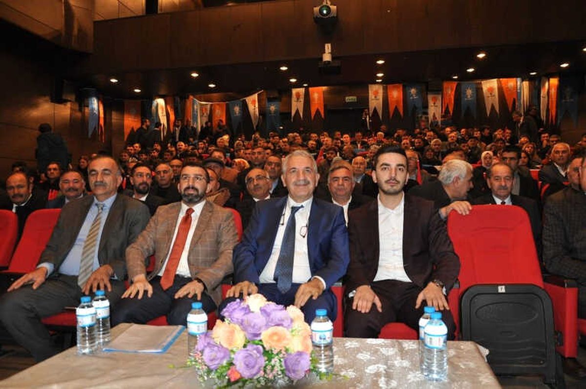 Kars\'ta, AK Parti Başkanlığı\'nca Danışma Meclis Toplantısı Yapıldı
