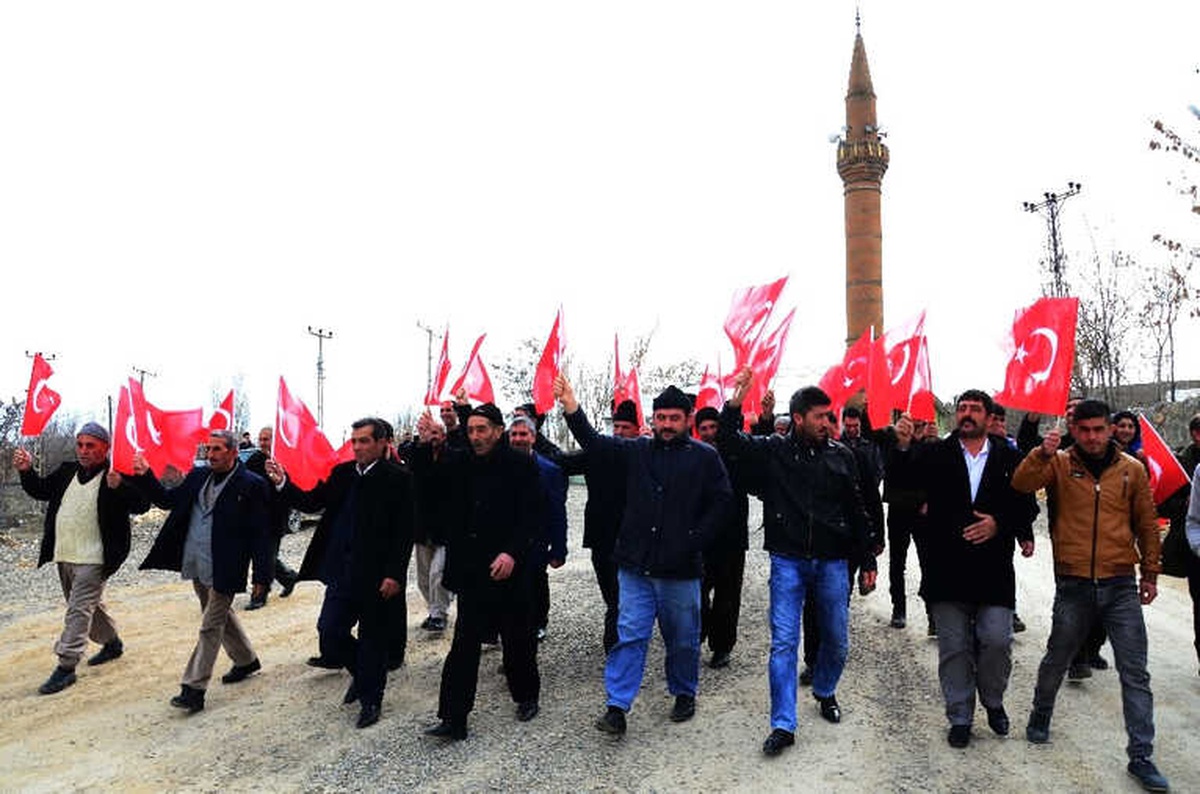 Muş\'tan Afrin Kahramanlarına Destek