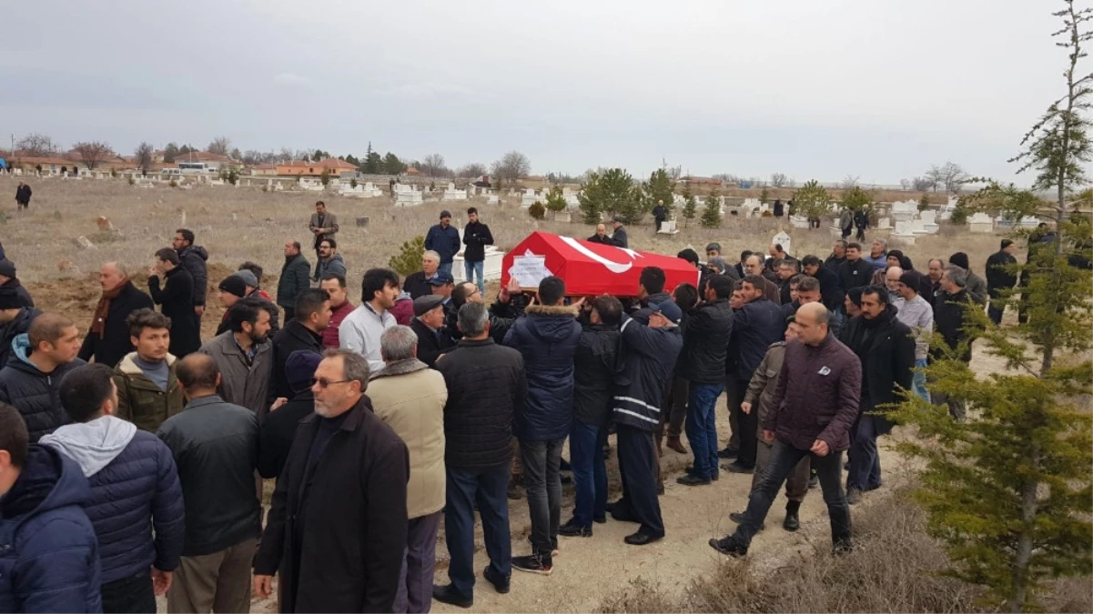Şehit Polis Gözyaşlarıyla Son Yolculuğuna Uğurlandı