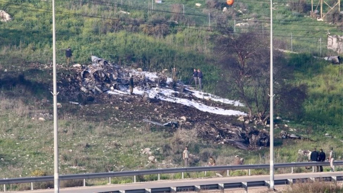 Suriye\'de İran Hedeflerine Saldırı Düzenleyen İsrail Savaş Uçağı, Suriye Ordusu Tarafından Düşürüldü