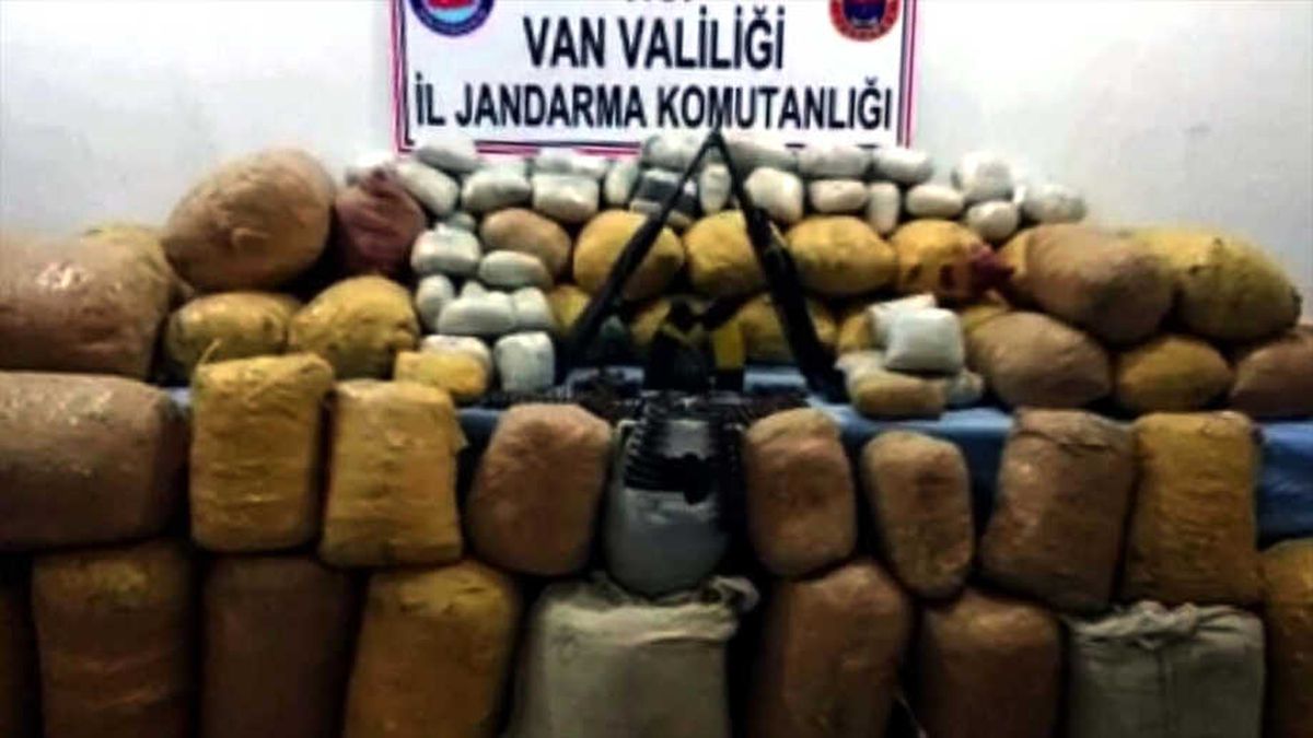 Van\'da Terör Örgütünün Finans Kaynağına Darbe