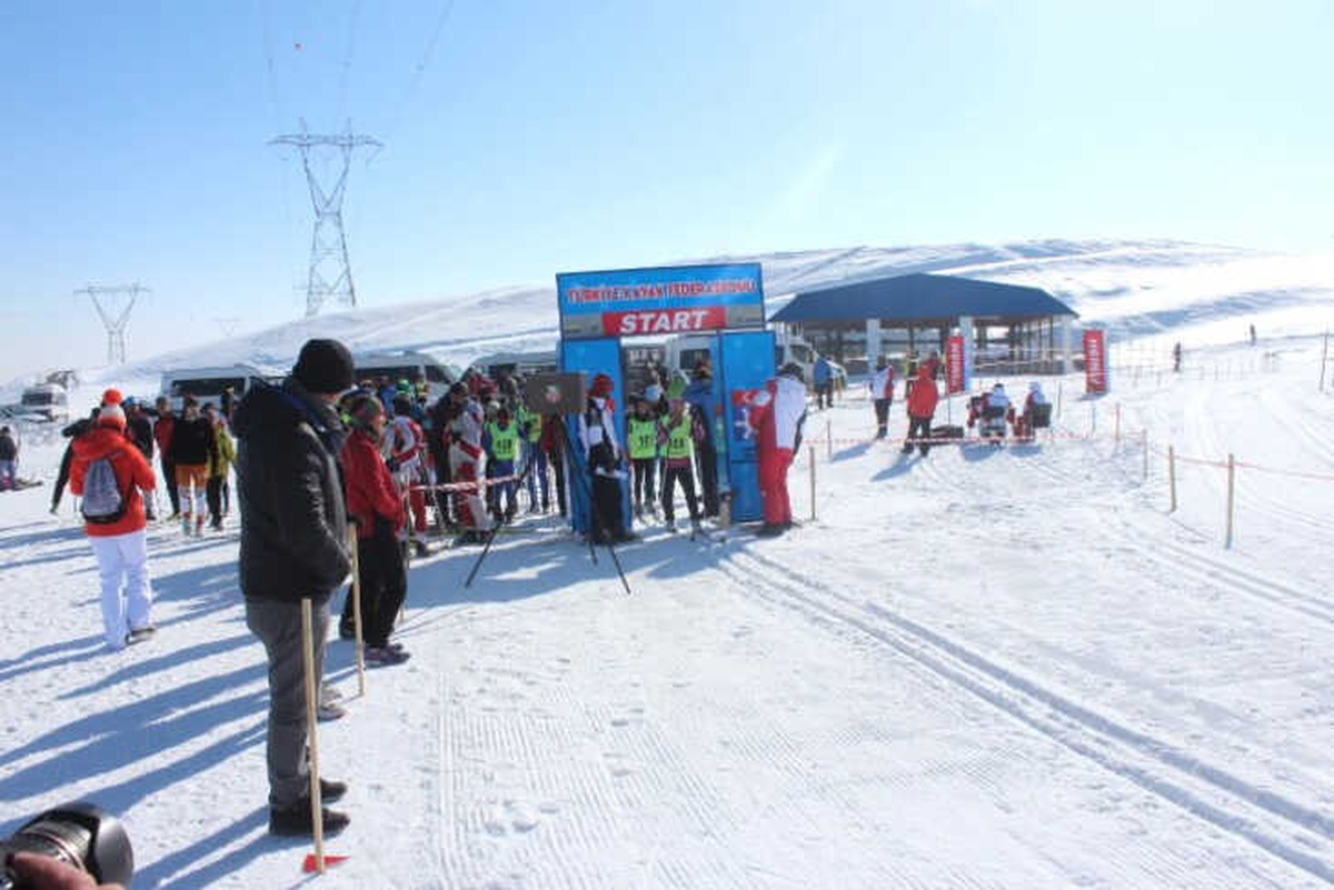 Ağrı\'da 250 Öğrenci Kayaklı Koşu ve Ayak Yarışmalarında Yarışacak
