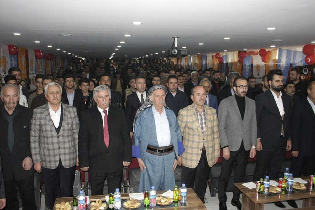 Beytüşşebap\'ta AK Parti Gençlik Kolları Kongresi Yapıldı