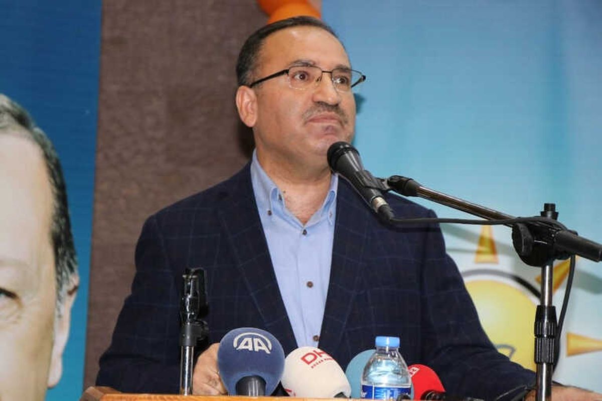 Bozdağ, Kılıçdaroğlu\'na Seslendi: "2019\'da Cumhurbaşkanımız Erdoğan\'ın Karşısına CHP\'nin...