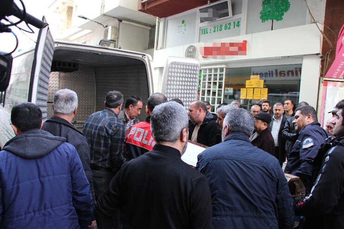 Futbol Sevenler Derneğinde Polis Dehşeti: 2 Ölü