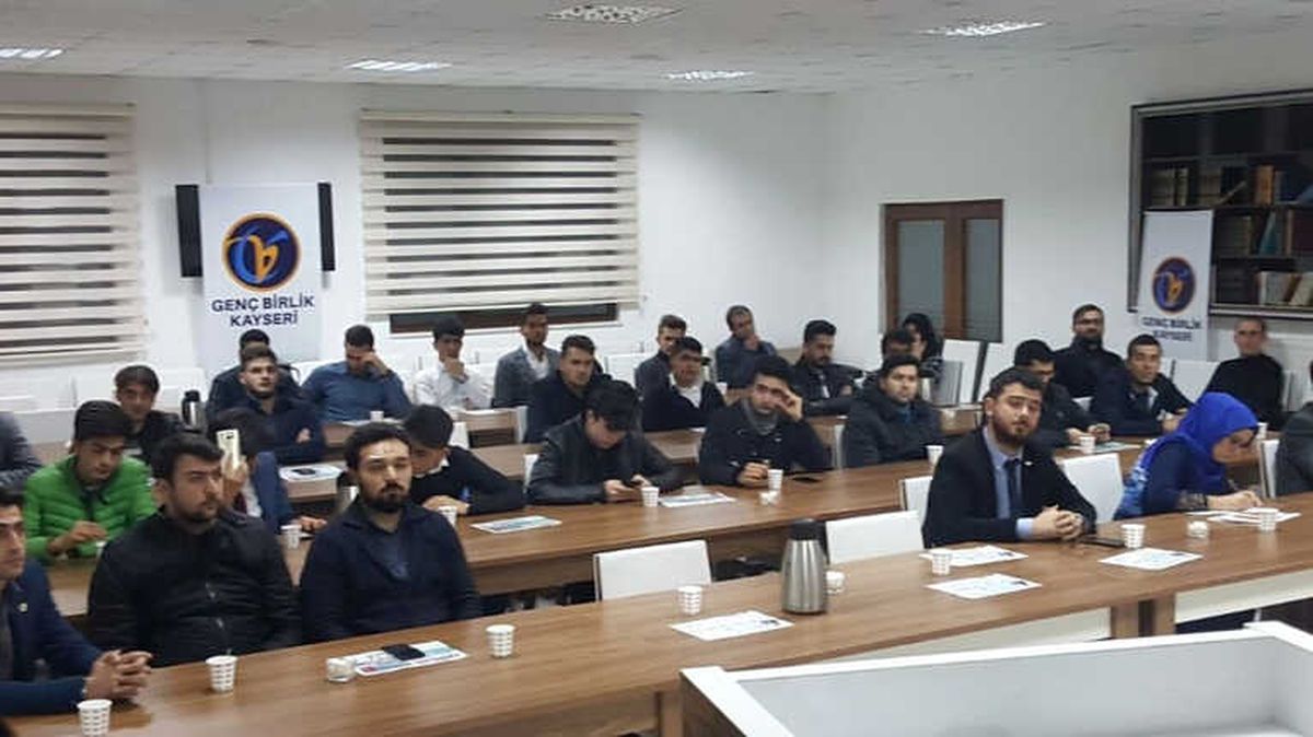 Genç Birlik\'te Lösev Söyleşisi Yapıldı