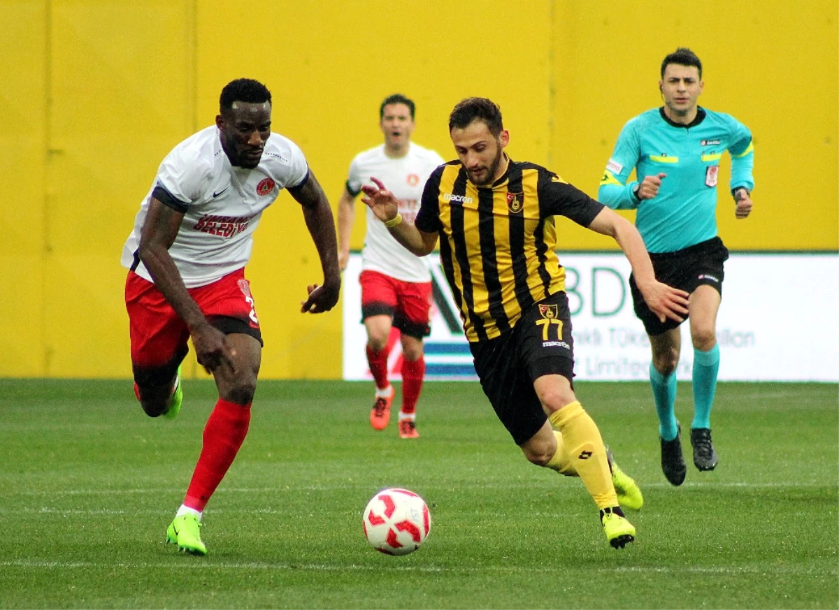 İstanbulspor Lideri de Devirdi