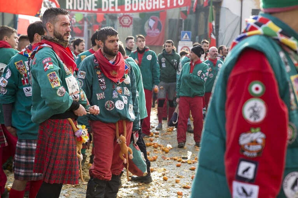 İvrea Festivalinde Portakal Savaşları Başladı