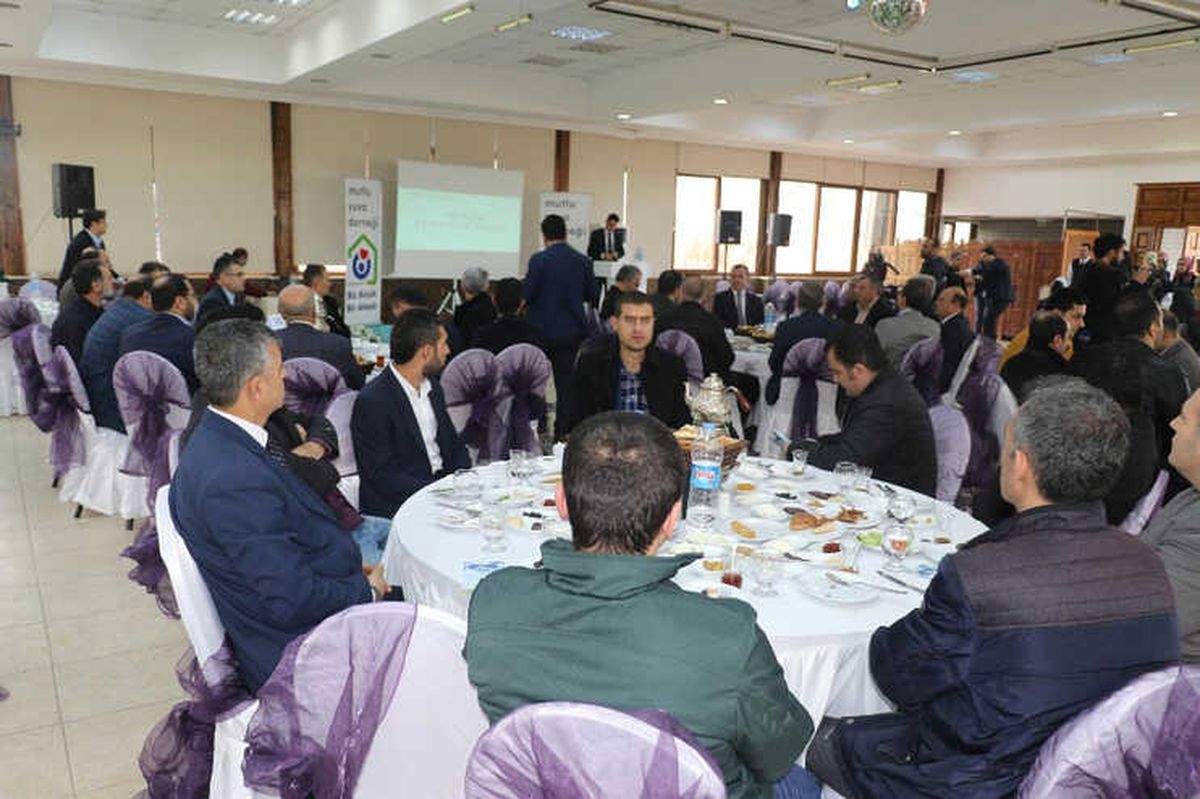 Kimsesiz Çocuklara Yuva Oldular