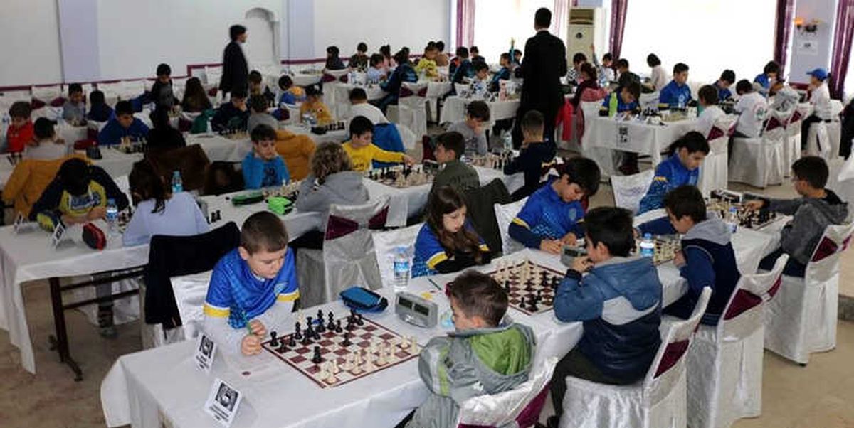 Marmaraereğlisi\'nde Satranç Turnuvası