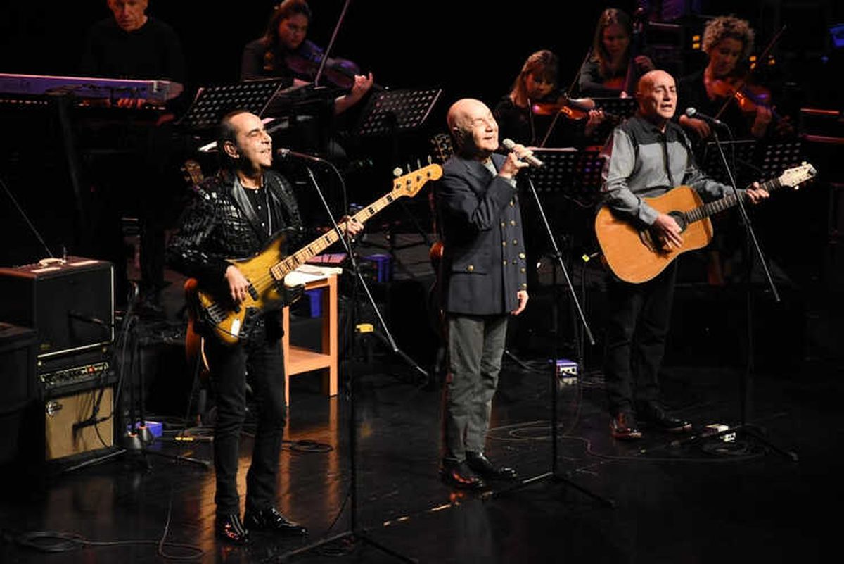 Mfö\'den Unutulmaz Konser