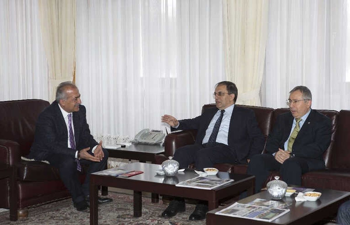 Rektör Çomaklı: "Dag, Türkiye\'nin Uzay Bilimleri Açısından Dünyaya Açılan Kapısı Olacak"