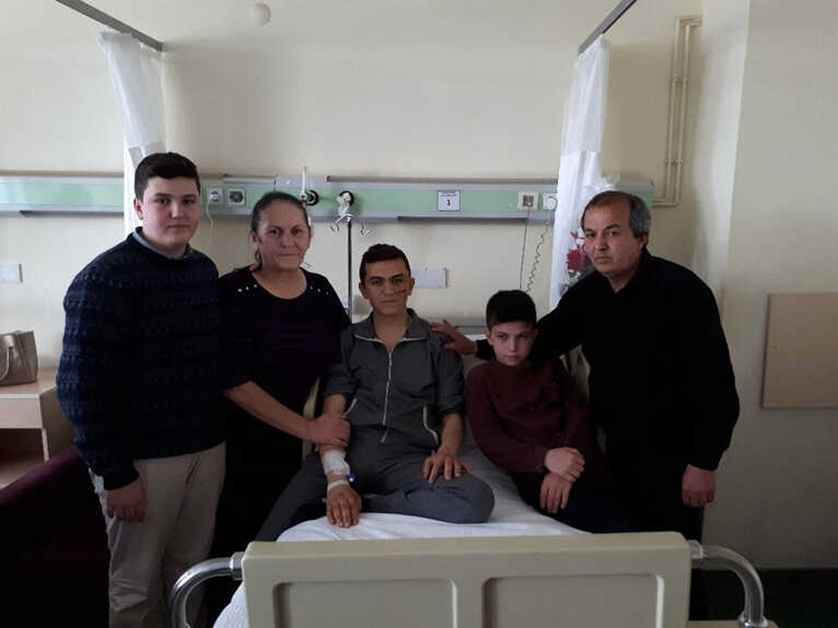 Silah Arkadaşıyla El Ele Tutuştuğu Fotoğrafla Gündem Olan Mehmetçik, O Anları Anlattı
