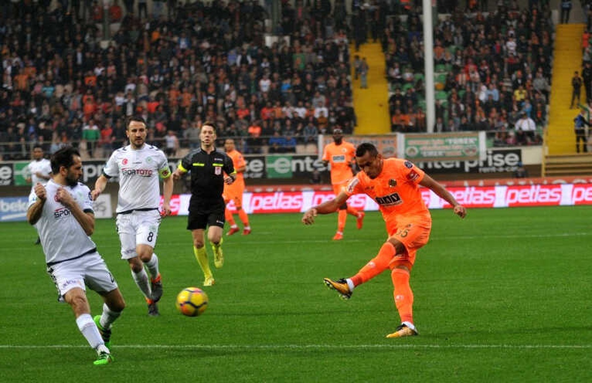 Spor Toto Süper Lig: A. Alanyaspor: 1 - Konyaspor: 2 (Maç Sonucu)