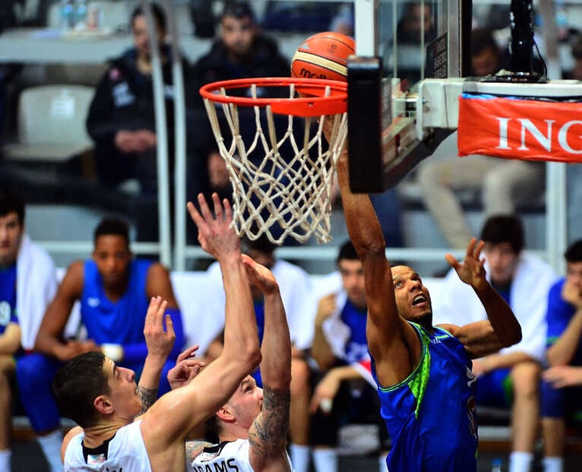 Tahincioğlu Basketbol Süper Ligi: Beşiktaş Sompo Japan: 59 - Tofaş: 60