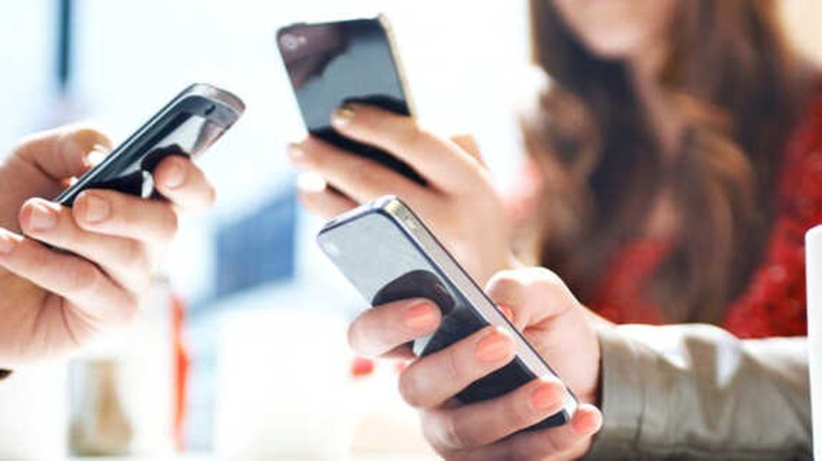 10 Yılda Telefona İki Havalimanı Parası Harcandı