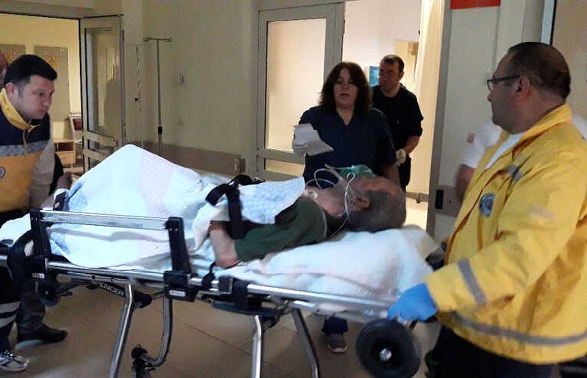 Yanan Evden Kurtarılan Yaşlı Adam Dumandan Zehirlendi
