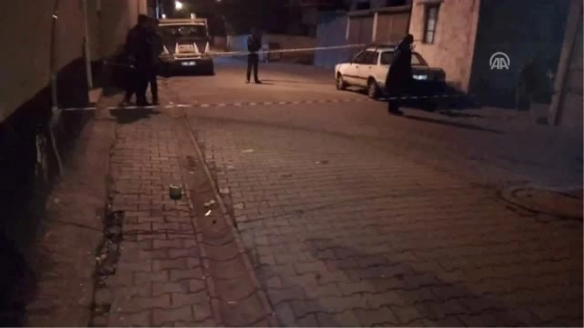 Adana\'da Silahlı Saldırı: 2 Yaralı