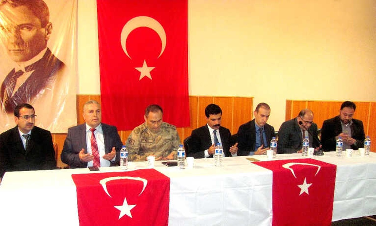 Arabanlı Kadınlar, Kahraman Mehmetçik İçin Atkı ve Bere Örecek