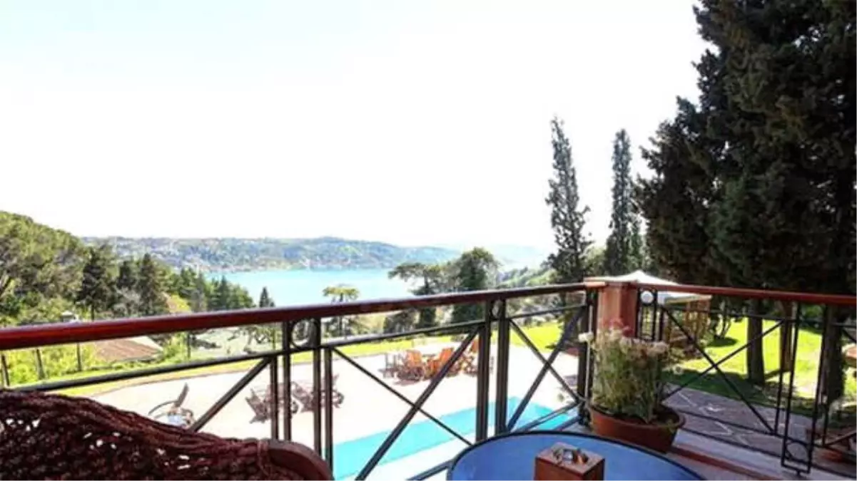 Bank Asya\'nın Boğaz Manzaralı Villası Satılıyor