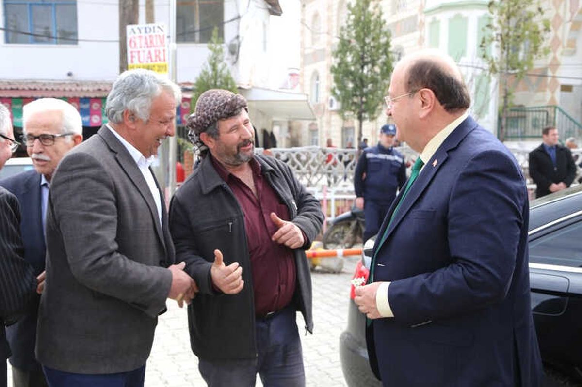 Başkan Özakcan\'dan Eğrikavak Mahallesi\'ne Ziyaret