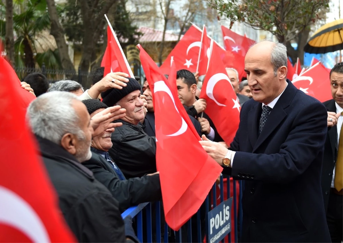 Dulkadiroğlu Belediyesi\'nden 12 Şubat\'ta 12 Bin Türk Bayrağı
