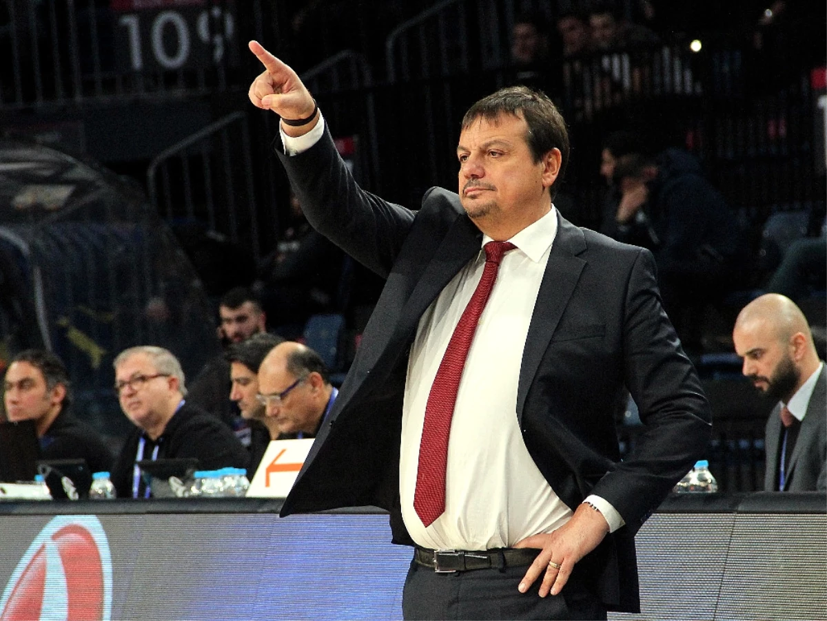 Ergin Ataman\'dan \'İstiklal Marşı\' Önerisi