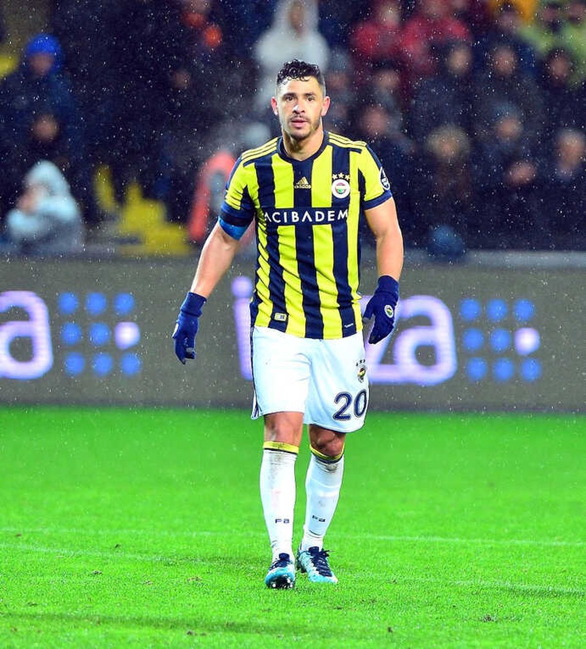 Fenerbahçe\'de Giuliano Etkisi