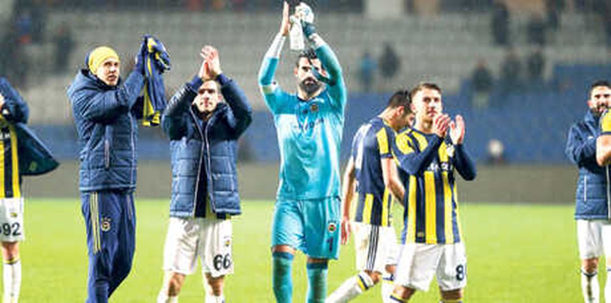 Fenerbahçe\'de Kale Kapandı