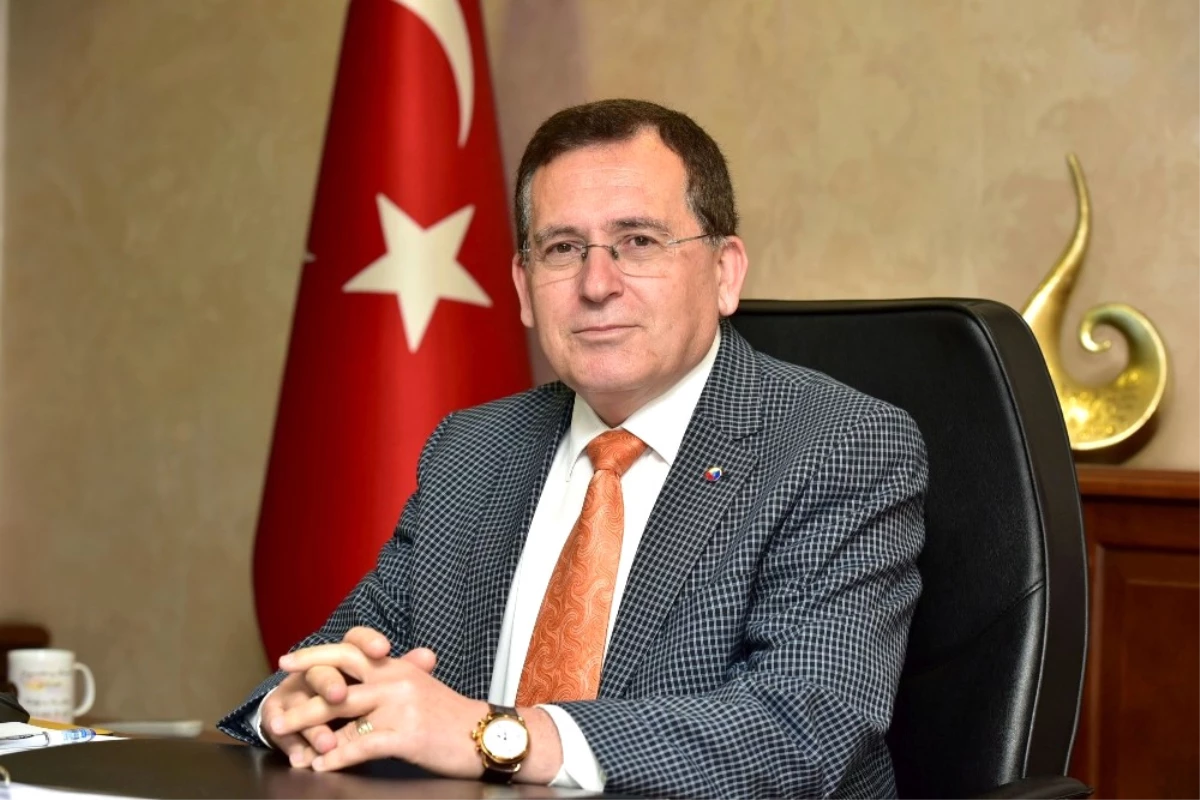 Hacısalihoğlu: "Trabzon\'u Dışa Açmak İçin İşadamlarımız Fuarlara Katılmalı"