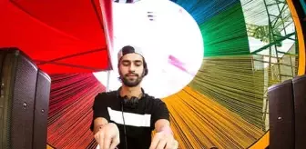 Jeremy Olander Roxy Sahnesinde