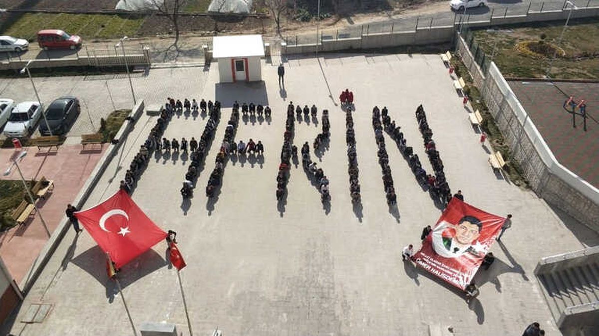 Öğrencilerden Afrin\'deki Mehmetçiğe Destek