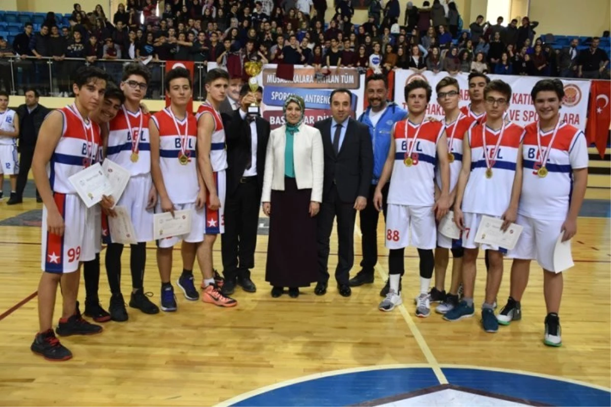 Okullar Arası Genç Erkekler Basketbol Kupası Sahibini Buldu
