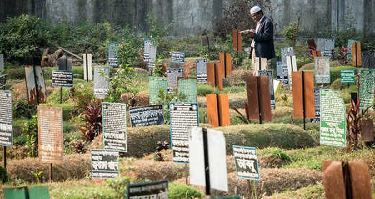 Bangladeş\'in Başkenti Dakka\'da Ölüleri Defnedecek Mezarlık Yeri Kalmadı