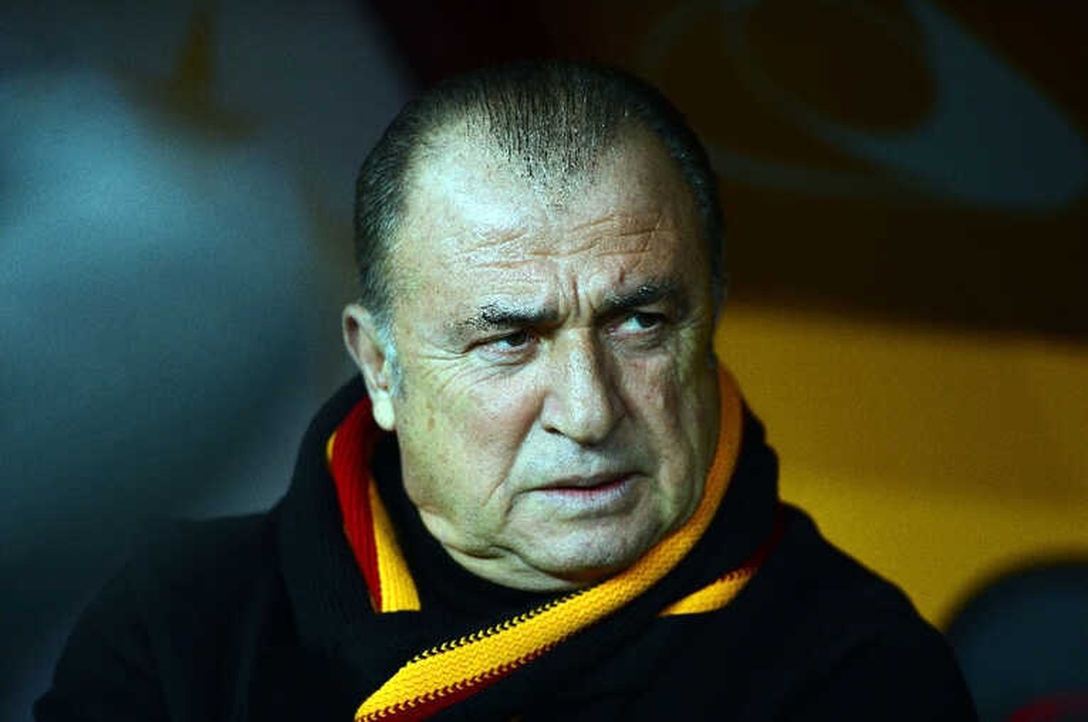 Spor Toto Süper Lig: Galatasaray: 2 - Antalyaspor: 0 (Maç Devem Ediyor)