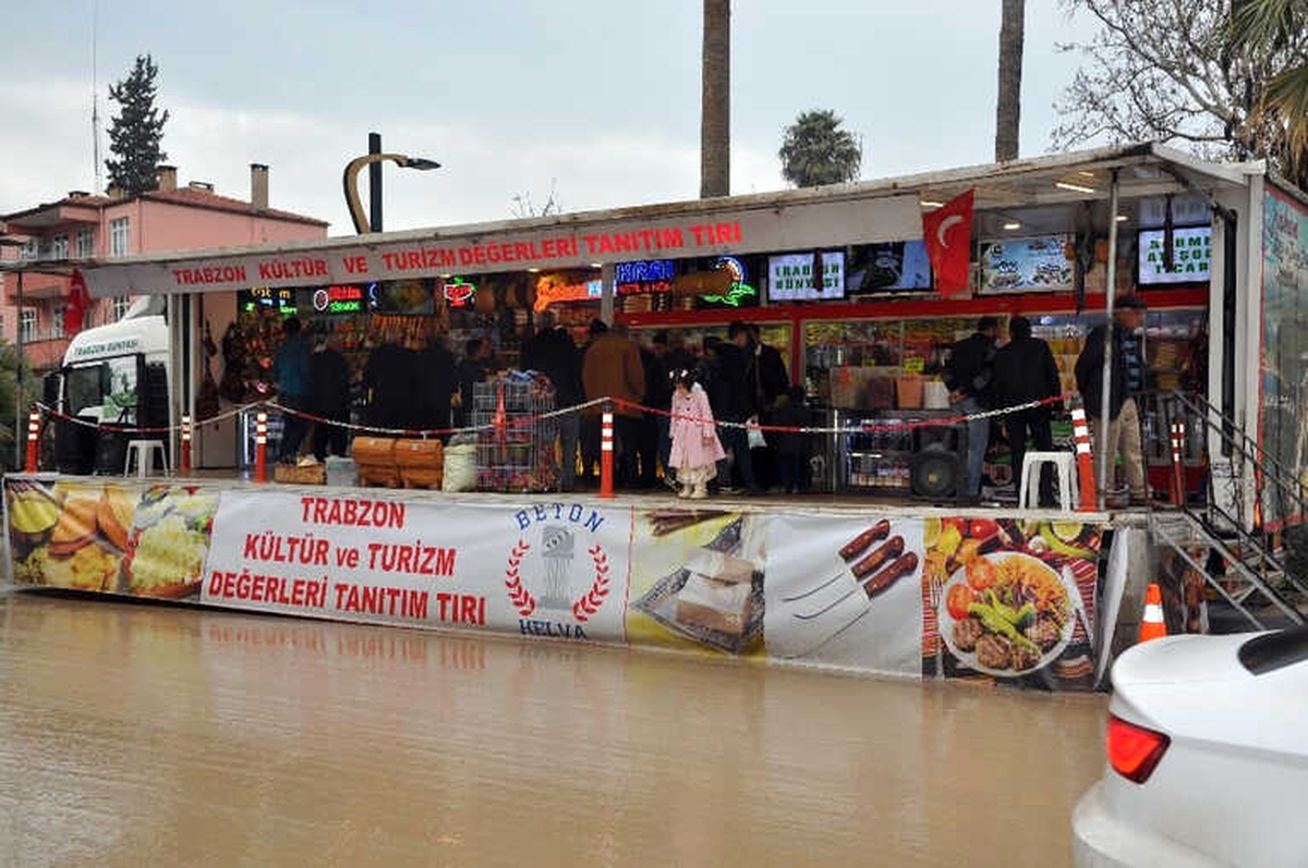 Trabzon\'un Yöresel Ürünleri Gastronomi Kenti Gaziantep\'te