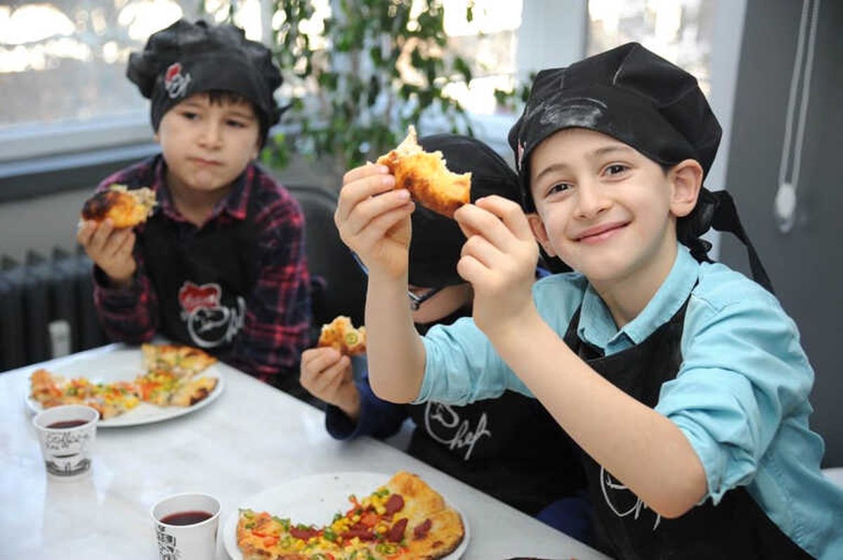 Türk ve Suriyeli Çocuklar El Ele Yemek Yaptı